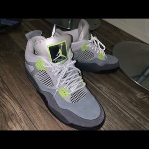 Jordan 4s size 11 men